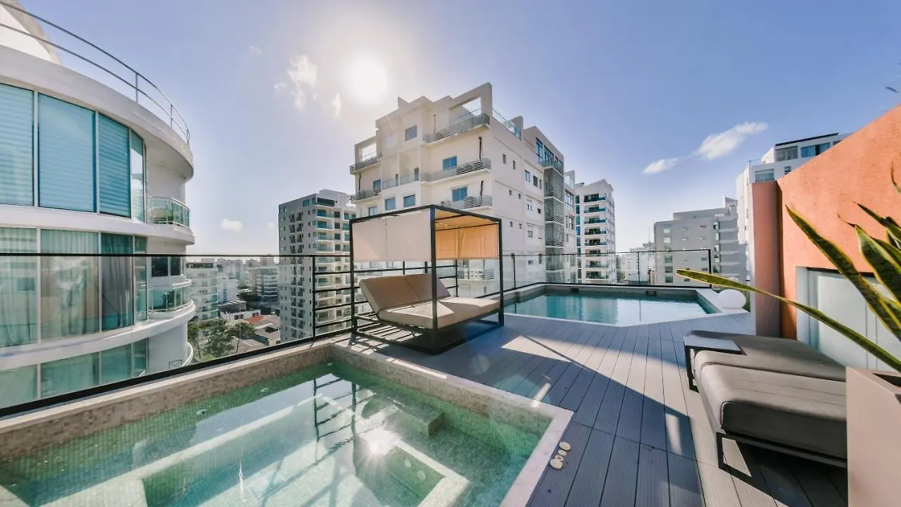 Fully Serviced Apartment At Regatta Living II - 703 Santo Domingo