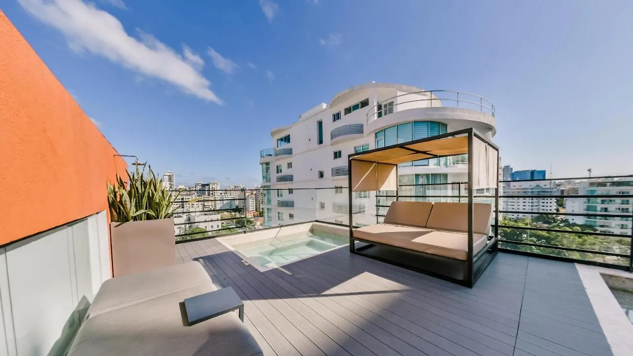 Fully Serviced Apartment At Regatta Living II - 703 Santo Domingo